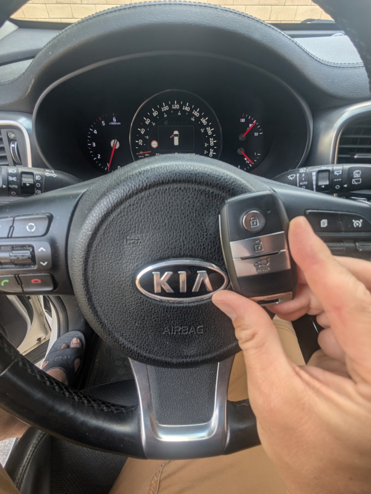 Nový smart kľúč Kia Sorento 2016